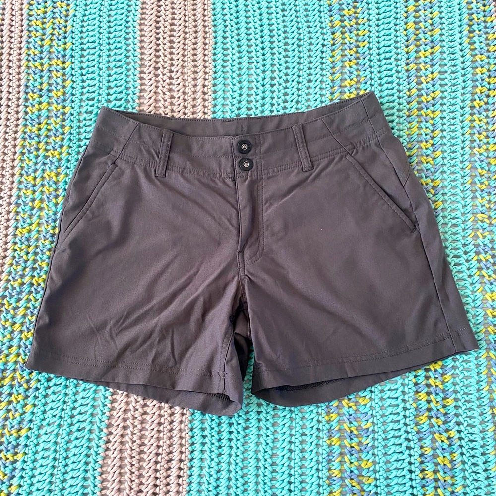 Prana Everyday Essential Alana Short Green US 8
